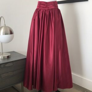 AMAZING Long Evening Skirt